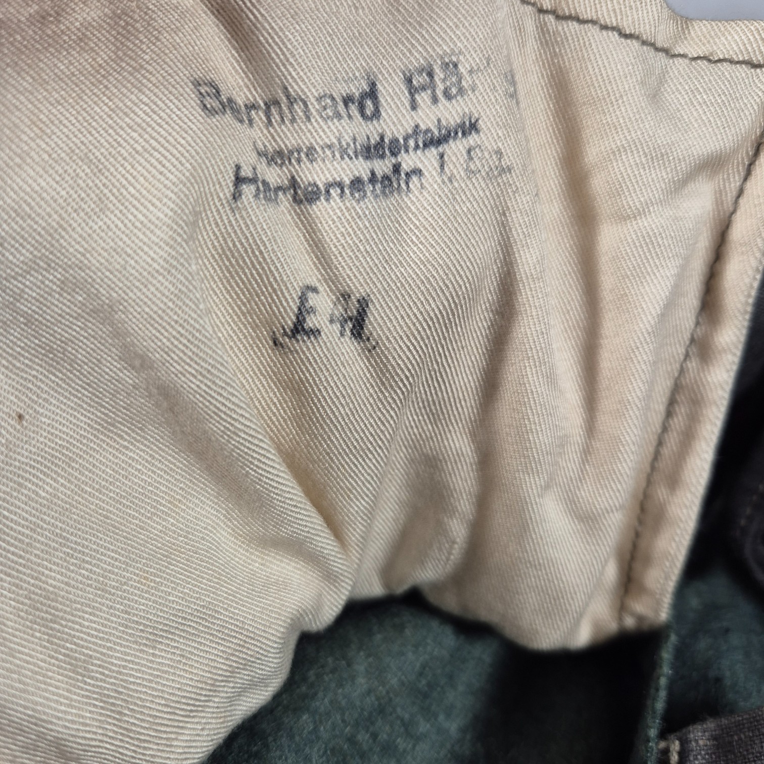 Germantrousers41(11)