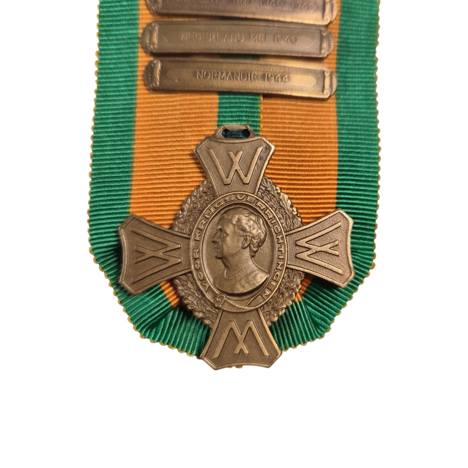 Krijg-ter-land-Mei-1940-en-Normandië-1944-met-baton(3)