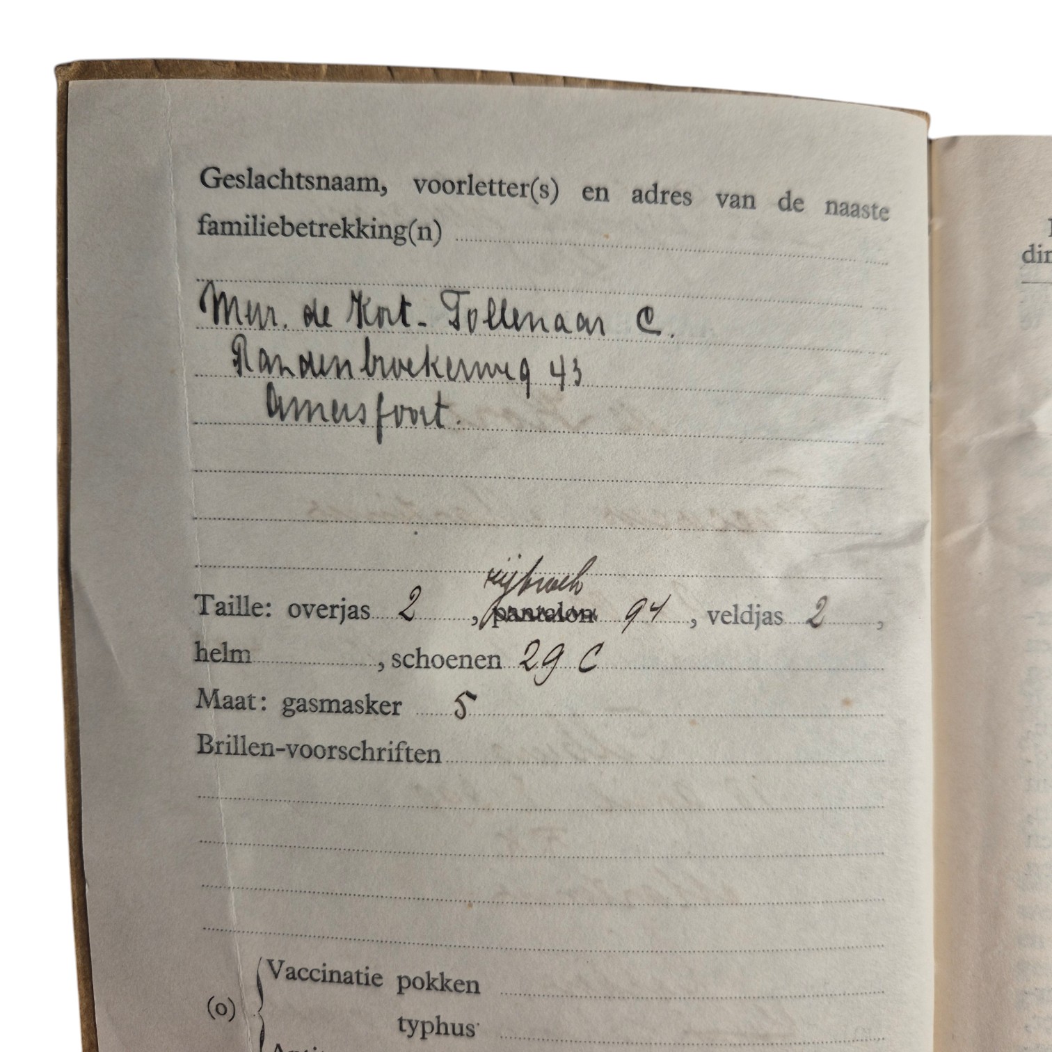 Nederlands-oorlogszakboekje-naamplaatje-en-documenten-Adjudant-onderofficier-1e-Regiment-Huzaren(6)