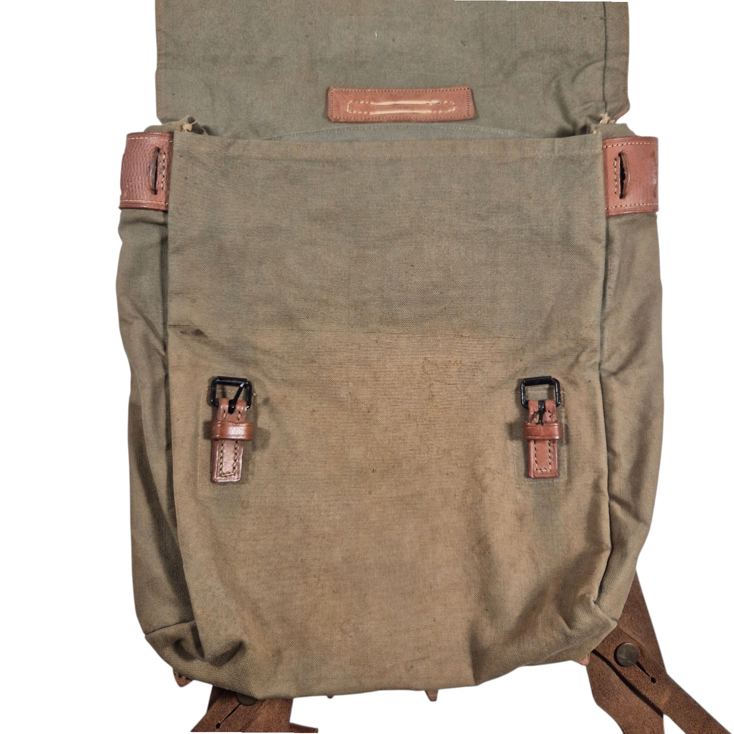 Nederlandse-officieren-ransel-met-koppelpassanten(11)