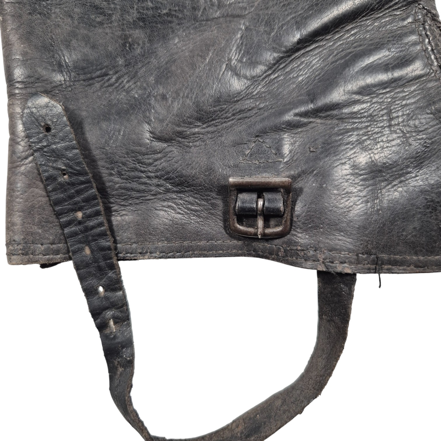 Nederlandsebeenkappendvalkadam(3)