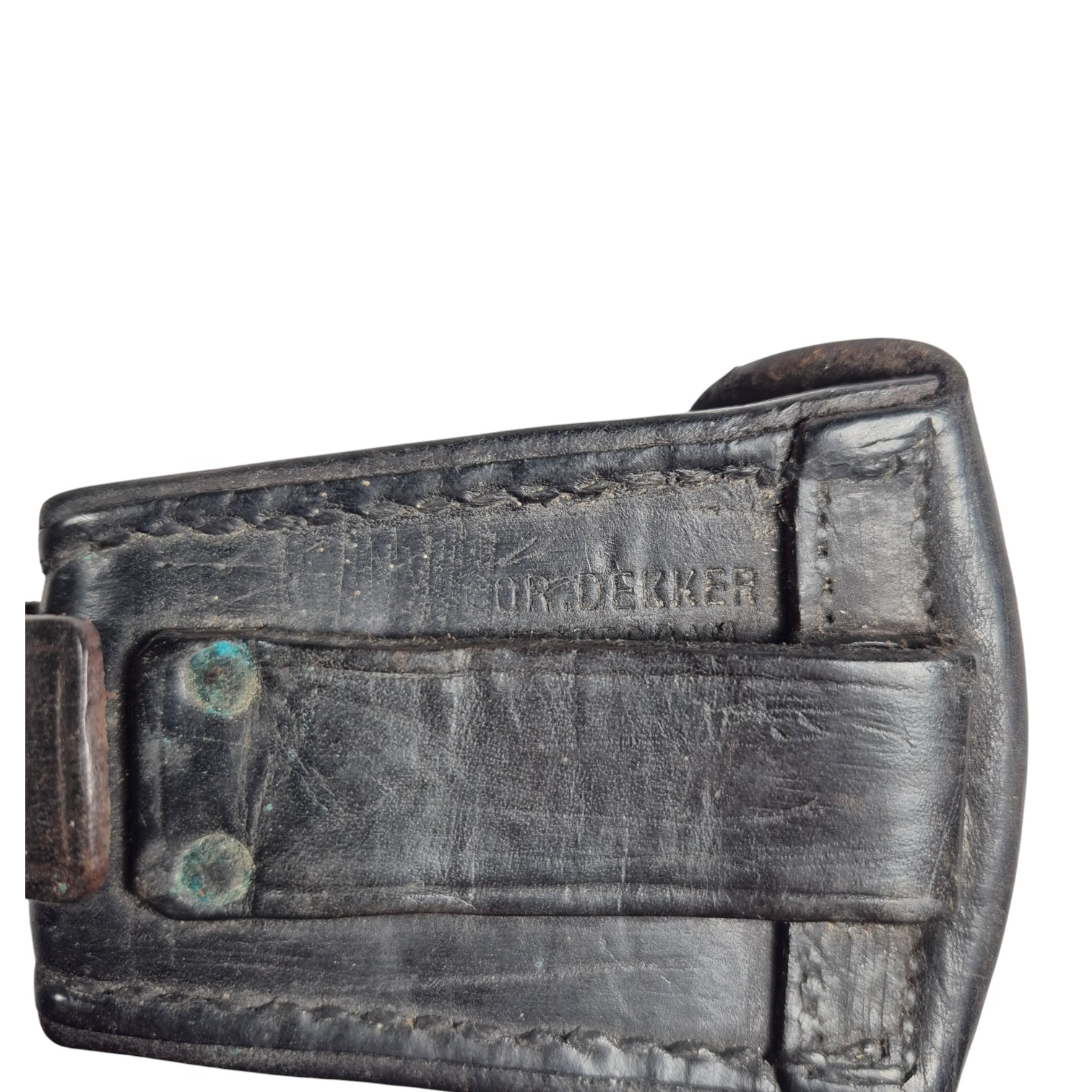 tasCorDekkererr5t(3)