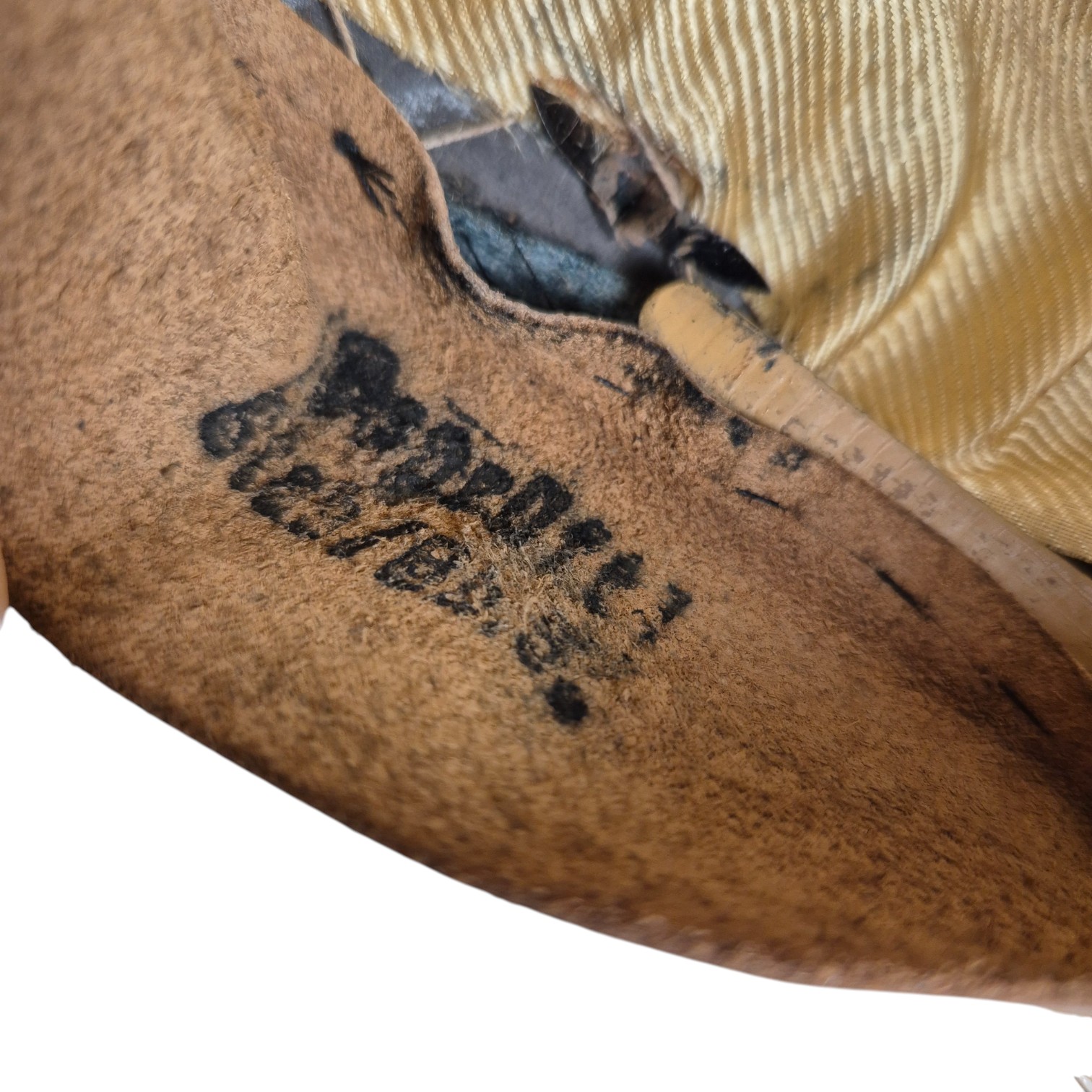 visorcapartnamed(16)